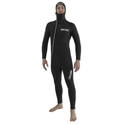 Abbildung von Seac Club Man, Neoprenanzug mit integrierter Kapuze, hergestellt aus 7 mm dickem Neopren und Powertex Verstärkungen