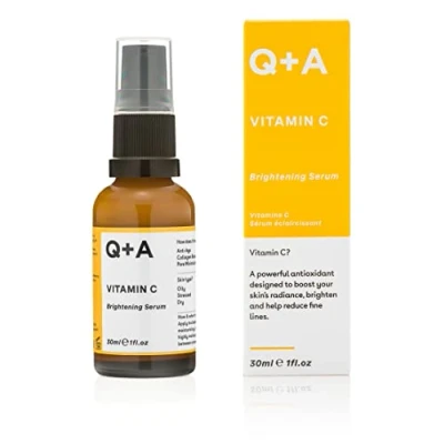 Abbildung von Q+A Vitamin C Aufhellendes Serum, erhellen und erfrischen Sie Ihre Haut mit diesem antioxidantienreichen feuchtigkeitsspendenden Hybrid Gesichtsserum, 30 ml