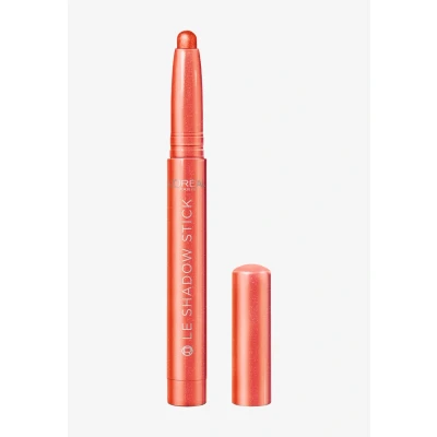Abbildung von L‘Oréal Paris Le Shadow Stick 150 Captivating Sepia Lidschatten im praktischen Stiftformat, 1,4g