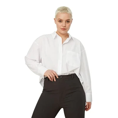 Abbildung von Trendyol Damen Gerade Lange Ärmel Regulär Plus Size Shirt