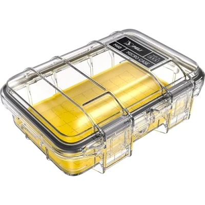 Abbildung von PELI M40 Micro Case; Überlegener Schutz für wertvolle Ausrüstung und Kompaktwerkzeuge; Wasserresistent, Staubdicht Bruchsicher; Volumen 1 Liter; Farbe: Gelb/Klar