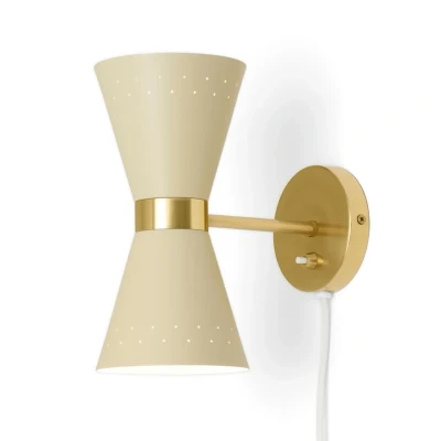 Abbildung von Audo Collector Wandleuchte mit Stecker