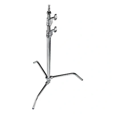 Abbildung von Avenger A2018F C Stand 18 silber