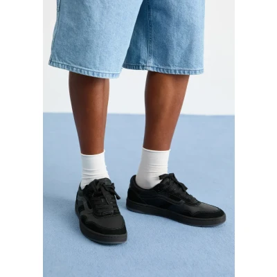 Abbildung von Vans Cruze Unisex Sneaker low, Größe: 44, Black Leder