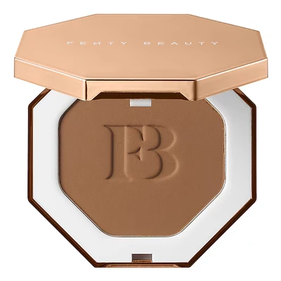 Abbildung von Fenty Beauty Sun Stalk&#039;r Instant Warmth Bronzer Coco Naughty (6,23 G)