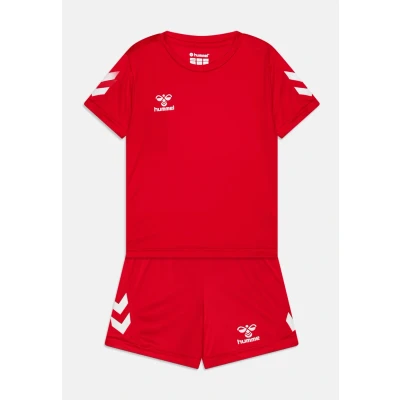 Abbildung von Hummel KIDS Unisex SET kurze Sporthose für Kinder, Größe: 116, True red