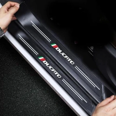 Abbildung von 4 Stück Auto Einstiegsleisten Schutzfolie, für Fiat Ducato Kohlefaser Lackschutzfolie Türschweller Trittschutz Aufkleber Tür Schritt Platte Abdeckung (Ducato)