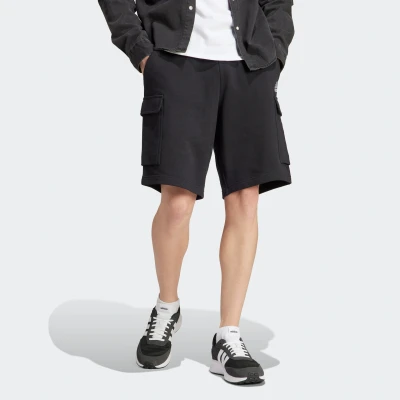 Abbildung von adidas Sportswear Essentials Cargo kurze Sporthose, Herren, Größe: Large, Black