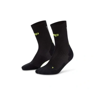 Abbildung von CEP Core Run Ultralight Kompressionssocken Mid Cut Schwarz, Größe 37 40 Für verbesserte Laufleistung