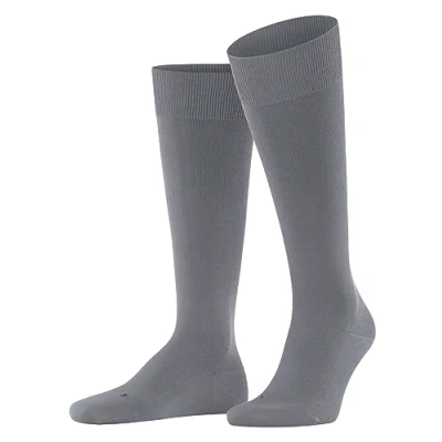 Abbildung von FALKE Herren Kniestrümpfe Ultra Energizing M KH Baumwolle mit Kompression 1 Paar, Grau (Pavement 3828) Wadenumfang W4, 41 42