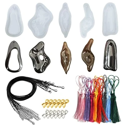 Abbildung von Cayway Schmuck Silikonform Gießform Resin Form, Vintage Anhänger Form Unregelmäßige mit Schnalle, Schwarzes Wachsseil zum Basteln von für Selbermachen