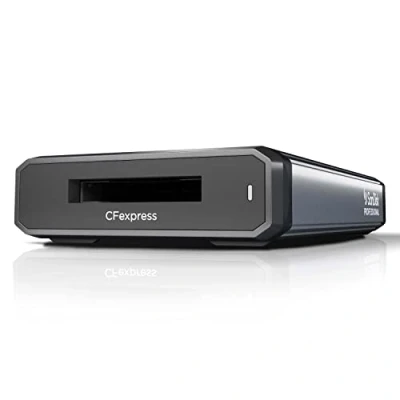 Abbildung von SanDisk PROFESSIONAL PRO READER CFexpress, High Performance Kartenleser für CFexpress Type B Karten, kompatibel mit USB C, schnelle Übertragung