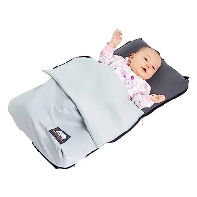 Abbildung von Deryan Air Traveller Reisebett Baby Mit Matratze (Flugzeug) 2 in 1 Stuhl und Bett Tragetrasche 75x45x6cm