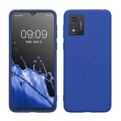 Abbildung von kwmobile Hülle kompatibel mit Motorola Moto E13 weiches TPU Silikon Case Cover geeignet für kabelloses Laden Baltik Blau