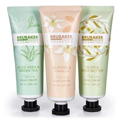 Abbildung von BRUBAKER Handcreme Pflegecreme Geschenkset für trockene raue rissige Hände Hand Cream Geschenk Set Frauen und Männer mit Urea Sheabutter, 3 tlg., 3er Pack feuchtigkeitsspendende Handpflegecreme