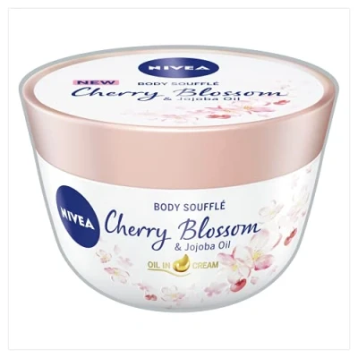 Abbildung von NIVEA Body Cream Souffle Cherry Blossom &amp; Jojobaöl Feuchtigkeitspflege (200ml), feuchtigkeitsspendende Körpercreme für sehr trockene Haut, hinterlässt das Hautgefühl samtig glatt