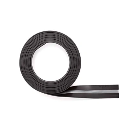 Abbildung von Durable Magnetleiste Durafix Roll 5 m, selbstklebende Leiste zum magnetischen Einklemmen von Dokumenten, individuell zuschneidbar, silber, 470823