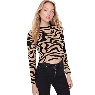 Abbildung von TRENDYOL Damen Pullover mit Rundhalsausschnitt und Tiermuster Sweatshirt, Camel, L EU