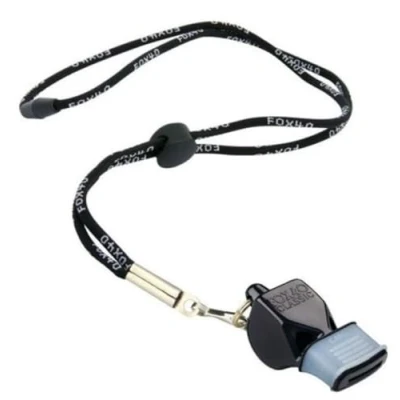 Abbildung von Fox 40 Unisex With (Black) Classic CMG Official Whistle mit Break Away Lanyard schwarz , Schwarz, 115 db Single EU