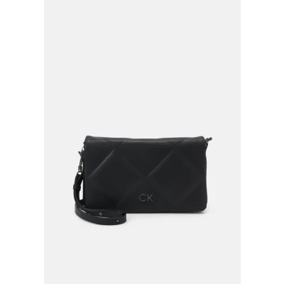 Abbildung von Calvin Klein Relock Quilt Shoulder BAG Umhängetasche, Damen, Größe: One Size, Black