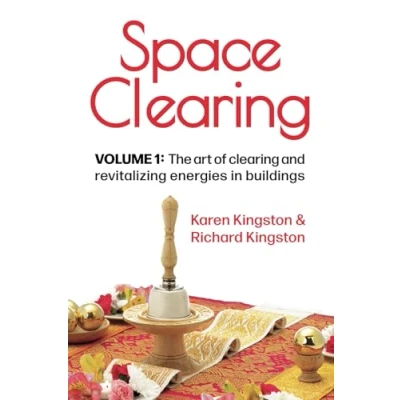 Abbildung von Space Clearing, Volume 1: The art of clearing and revitalizing energies in buildings (Conscious Living Series, Band 1)