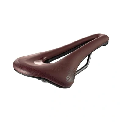 Abbildung von Selle San Marco SHORTFIT 2.0 Supercomfort Racing Fahrradsattel, Gravel und Bikepacking leicht bequem, mit anatomischem Loch extra Gelschicht, Stahlrahmen Größe S3, rot