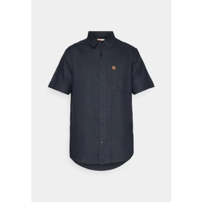 Abbildung von FJALLRAVEN Herren Övik Travel T Shirt mit kurzen rmeln, Dunkelblau, S EU