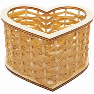 Abbildung von Baker Ross Herz Korb werben Holz Bastelset 2er Pack, Valentinsbasteleien aus für Kinder (FC439)