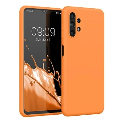 Abbildung von kwmobile Hülle kompatibel mit Samsung Galaxy A13 4G weiches TPU Silikon Case Cover geeignet für kabelloses Laden Fruity Orange