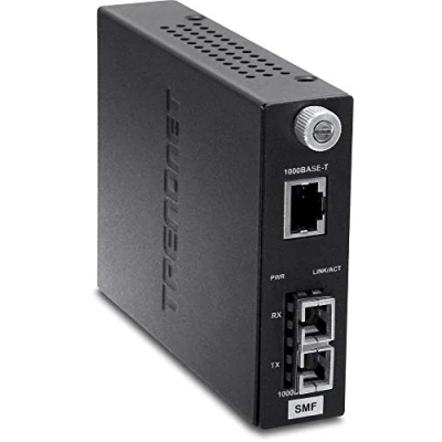 Abbildung von TRENDnet Intelligent 100Base TX zu FX Einzelmodus Glasfaserkonverter SC mit doppelter Wellenlänge (20km / 12.4 Meilen), TFC 110S20D3i