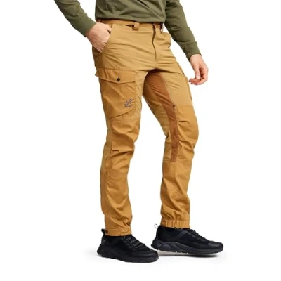 Abbildung von RevolutionRace Rambler Lightweight Pro Pants für Herren, Leichte Outdoor Hose und Wanderhose Dijon, M