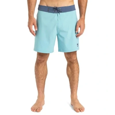 Abbildung von Quiksilver Herren SURFSILK Kaimana 16 Boardshort, Marineblau, (28W) UK