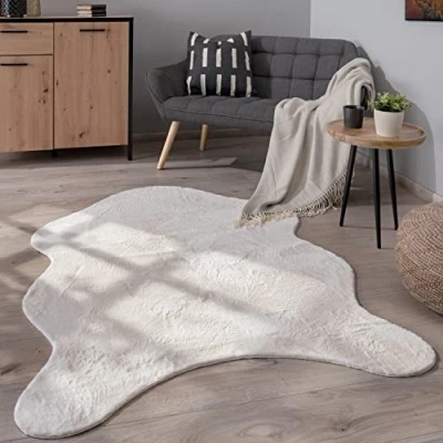 Abbildung von Paco Home Fellteppich &quot;Pelt 640&quot;, fellförmig, Kunstfell, Uni Farben, sehr weicher Flor