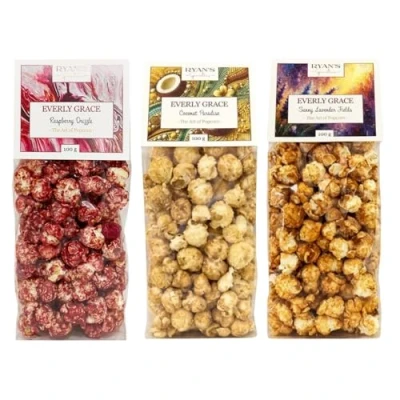 Abbildung von Everly Grace Popcorn Summer Bundle, je 100 g Sommerliche Gourmet Popcorntüten mit Raspberry Drizzle, Coconut Paradise &amp; Sunny Lavender Fields, Handgefertigt in Deutschland, Fruchtig, blumig exotisch