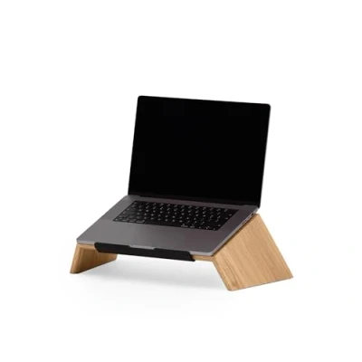 Abbildung von Oakywood Laptop Stand Laptopständer aus Holz für den Schreibtisch Ergonomisches Design mit stabilem Halt Belastbarkeit bis zu 100 kg 50x25x14cm for 15 16&quot; Laptops Eiche
