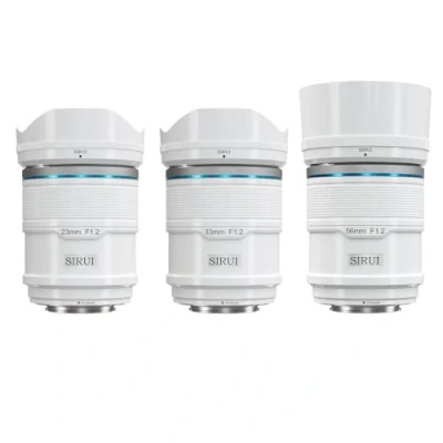 Abbildung von SIRUI Sniper F1.2 Autofokus Objektiv Set, 23 mm, 33 56 Weitwinkel APS C Kameraobjektiv (AS 3S XW, X Mount, weiß)