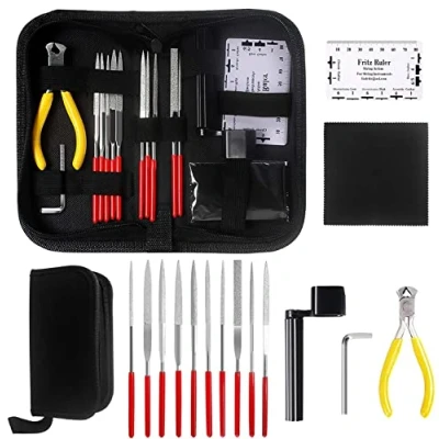 Abbildung von 15Pcs Gitarren Reparatur Set Pflegeset Edelstahl Gitarre Werkzeug Tools kit mit tragbarer Tasche für Gitarre, Ukulele, Bass