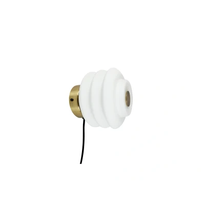 Abbildung von Dyberg Larsen, Wandlampe Diva, messingfarben,, Ø 16 cm