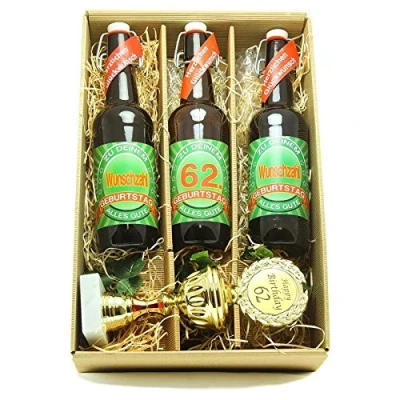 Abbildung von Bier Geschenk zum 62.Geburtstag Geburtstagsgeschenk zweiundsechszigster Geburtstag Präsentkarton mit und Pokal 62.