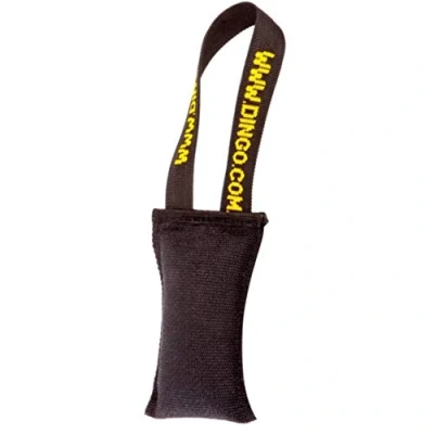 Abbildung von Dingo Hundespielzeug Beisswurst Agility Baumwolle mit Griff handgefertigt für Bisstraining Apportieren Schwimmend Schwimmfähig 15 x 6 cm Schwarz 15600