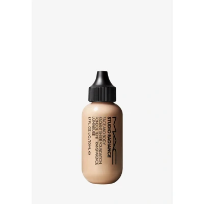 Abbildung von MAC Studio Radience FACE &amp; BODY Radient Sheer Foundation Foundation, Damen, Größe: 50 ml, N0