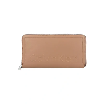 Abbildung von Calvin Klein K60k609919 Frau