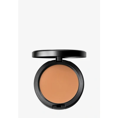 Abbildung von MAC Cosmetics Studio Fix Powder Plus Foundation C5.5
