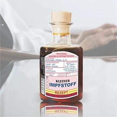 Abbildung von 0,2L Apothekerflasche Kleiner Impfstoff Rezept 32% vol. Kräuterlikör aus der Humorapotheke mit Arztrezept Humor Apotheke Spaßmedizin Humormedizin