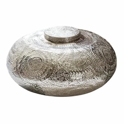 Abbildung von Loberon Dose Bruyères, kunstvolle Verzierungen, orientalisches Design, handgefertigt, Dekoration, Aufbewahrung, Aluminium, Silber