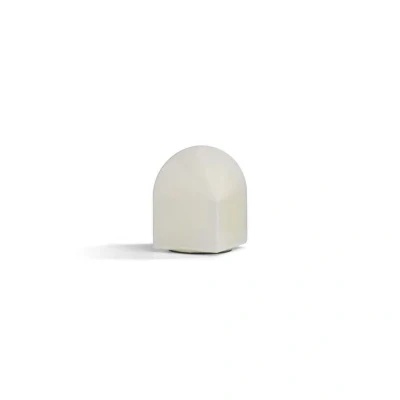 Abbildung von HAY Parade LED Tischleuchte muschelweiß Höhe 16 cm