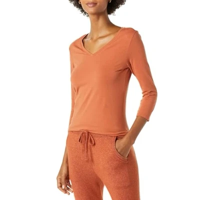 Abbildung von Amazon Essentials Damen T Shirt Mit V Ausschnitt Und 3/4 Ärmeln, Klassischer Schnitt (Erhältlich In Übergröße), Karamell, XS