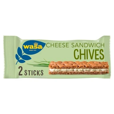 Abbildung von Wasa Sandwich Cheese &amp; Chives 24x37g Ballaststoffreicher Knäckebrot Snack aus Roggenvollkorn mit einer Schnittlauch Käse Füllung, je 2 Sticks, Perfekt für unterwegs