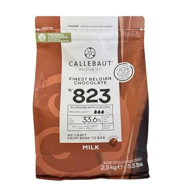Abbildung von Callebaut Finest Belgian Milk Chocolate Callets min. 33,6 % 2500g Beutel (Feinste Vollmilchschokoladenkuvertüre)