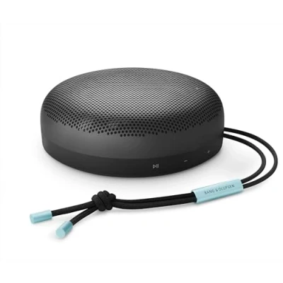 Abbildung von Bang &amp; Olufsen Beosound A1 (2. Gen) Kabelloser tragbarer IP67 wasserdichter Bluetooth Lautsprecher mit 360 Grad Sound, Alexa Voice Assistant Speakerphone, 18 h Akkulaufzeit Anthracite/Oxygen